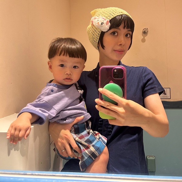【子連れディズニー】1歳でも乗れるアトラクション4選＆ベビーセンターや記念シールまで徹底レポ | HugMug