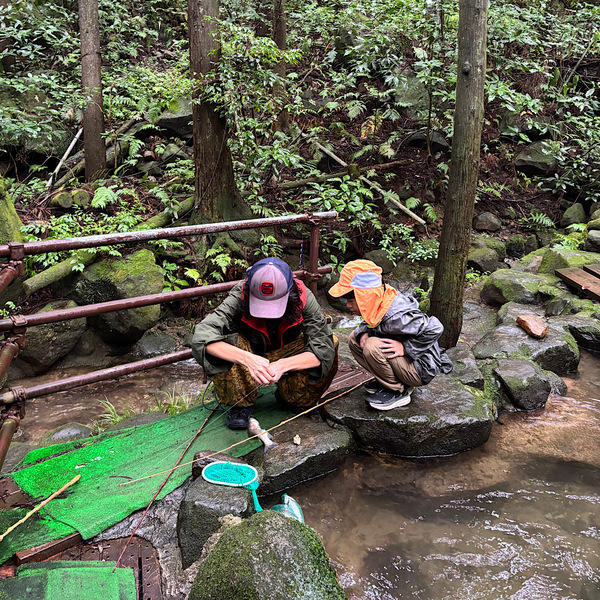 手ぶらで楽しめる！【茨城県・仙郷】家族みんなでニジマス釣りがおすすめ！ | HugMug
