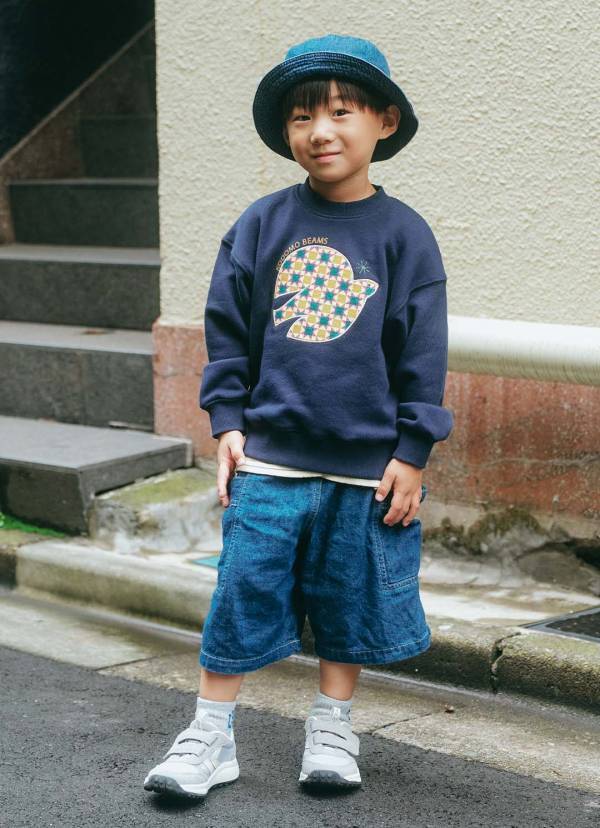 そのトップス「ユニクロ」なの！？ デニム好き親子の秋コーデがおしゃれすぎ | HugMug