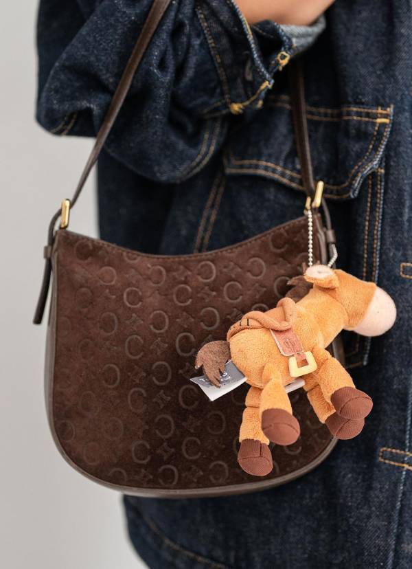 ヴィンテージ大好き！ 上品アイテムとミックスさせるのが洗練見えの秘訣 | HugMug