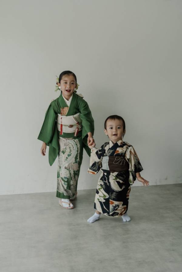 【七五三】 着物選びからヘアメイクまで丸ごとお任せできる「KAEDENOCO」がおすすめ | HugMug