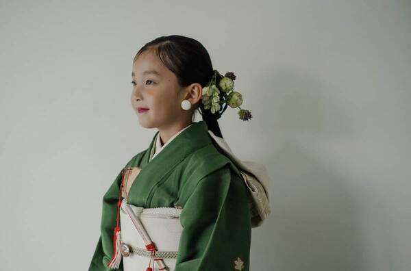 【七五三】 着物選びからヘアメイクまで丸ごとお任せできる「KAEDENOCO」がおすすめ | HugMug