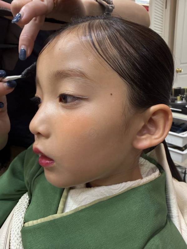 【七五三】 着物選びからヘアメイクまで丸ごとお任せできる「KAEDENOCO」がおすすめ | HugMug