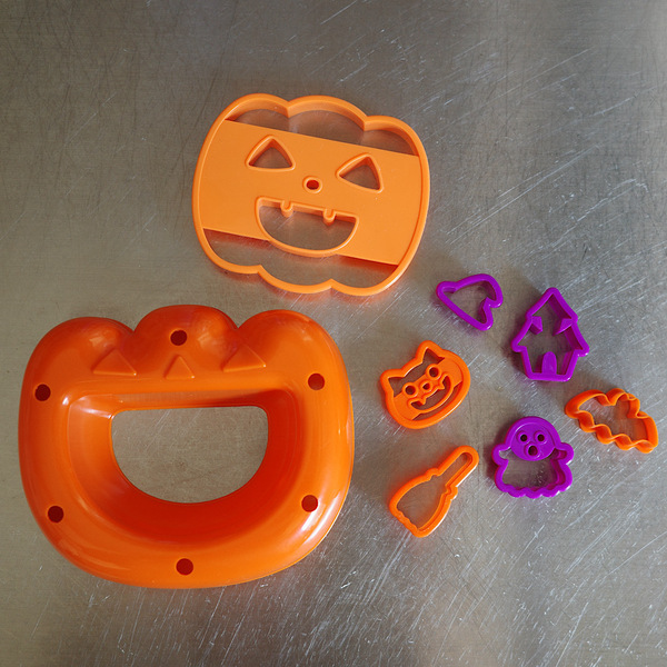 【100均＆3COINS】でこんなに可愛くなる！簡単可愛いハロウィンパーティーデコ | HugMug