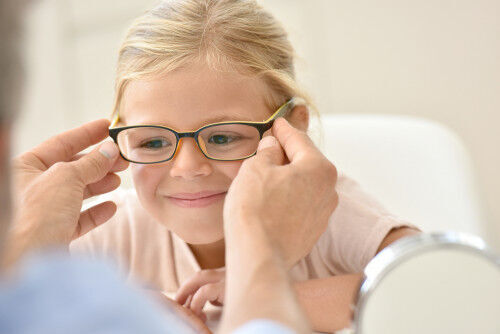 いつからかける 近視の子ども の眼鏡着用のベストタイミング 17年2月6日 ウーマンエキサイト 1 2