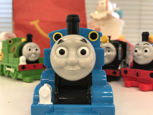 連結を実現 ハッピーセット 機関車トーマス がロマンをそそる 17年2月23日 ウーマンエキサイト 1 2