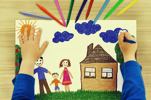 子どもが描く家族の絵は 家庭の混乱 の度合いと関係する 17年5月19日 ウーマンエキサイト 1 2