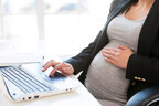 【妊娠後期】デスクでのNG姿勢3つ＆腰痛予防の「理想的な座り方」