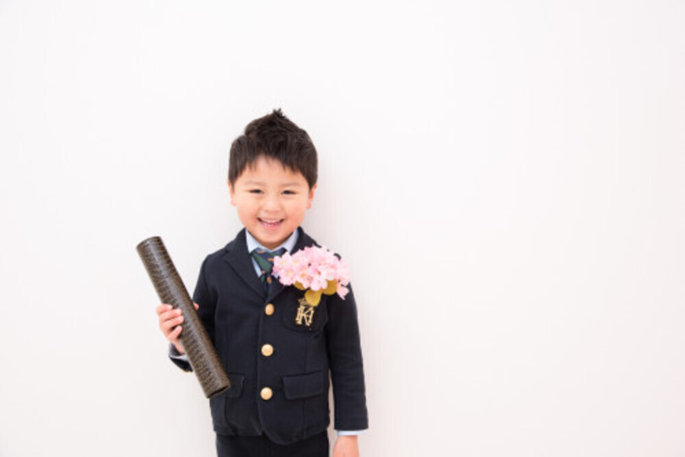 男の子 卒園式 入学式に着せたい 記念日のフォーマルファッション11選 19年2月9日 ウーマンエキサイト 1 4 男の子 卒園式 入学式に着せたい 記念日のフォーマルファッション11選 19年2月9日 ウーマンエキサイト 1 4