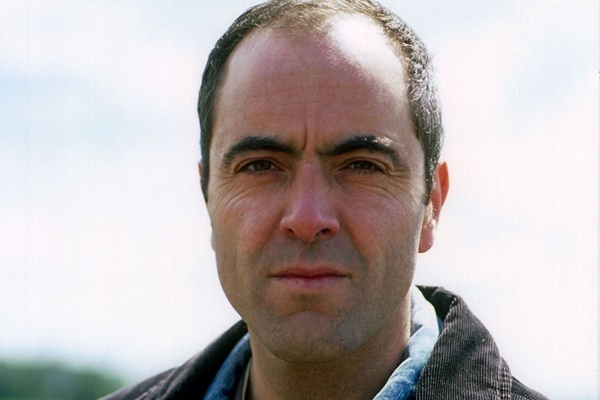 『ホビット』俳優ジェームズ・ネスビット、今のキャリアは「植毛のおかげ」