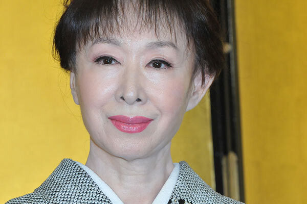 生放送CMのミスが評判に 三田佳子、少女時代の思い出語る