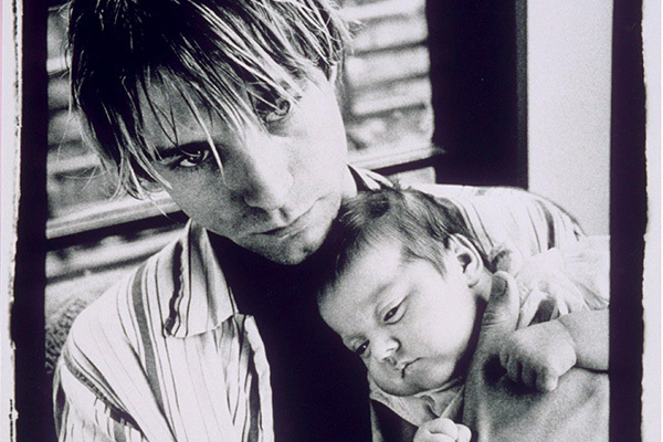 カート・コバーン50回目の誕生日に娘フランシスが手紙