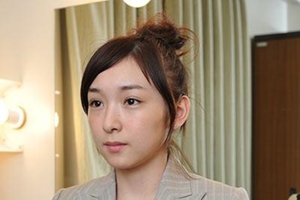 第2子出産の加護亜依が退院　名前は「義継」