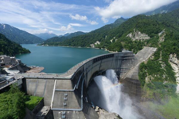 47都道府県で女子に愛されている地元のメイブツ【富山県】