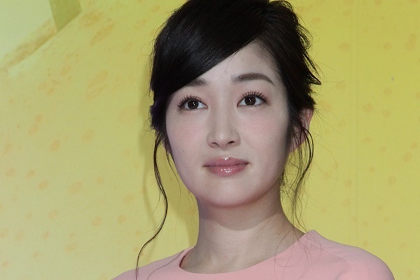 高梨臨　恋人・槙野智章と“嫁気取り”で大ゲンカの結末