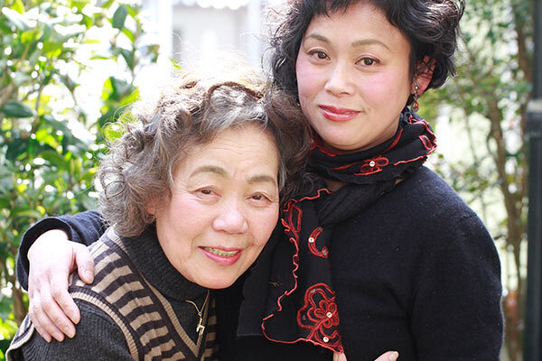 認知症の実母モチーフに作品撮った映画監督が語る「家族」