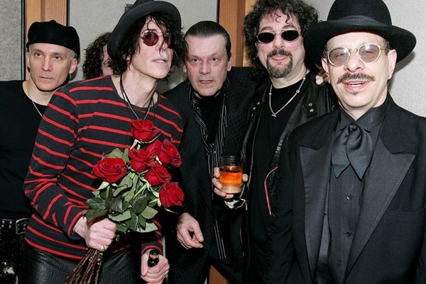 「J.ガイルズ バンド」のギタリスト、J・ガイルズ、遺体で発見される