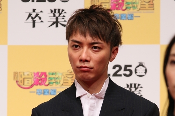 成宮寛貴　極秘帰国！目撃された意外な場所と寂しき懐事情