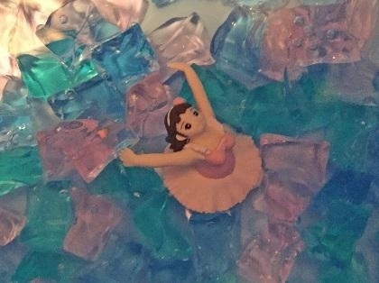 なんで？懐かしのインスタントカメラが若い女子に人気な理由