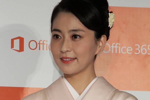 小林麻央　懸命のがん闘病を支える“万全医療チーム”の献身