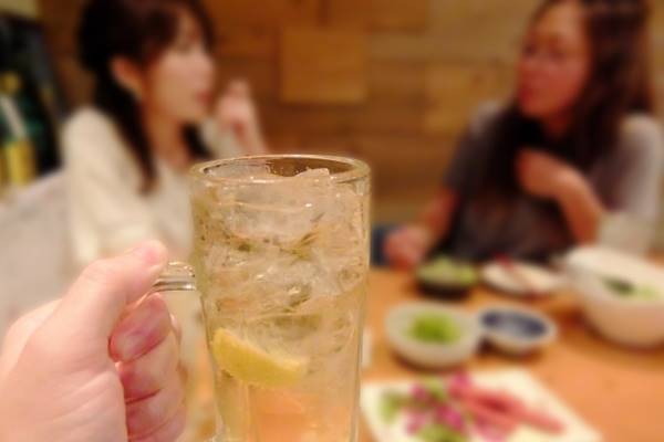 “ストレスオフ”愛媛県、秘訣の「井戸端会議」に科学的根拠