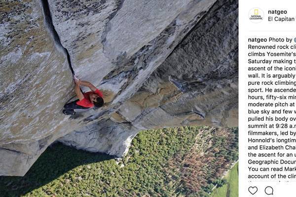 アレックス・オノルド、ロープなしでエル・キャピタンの登攀に成功