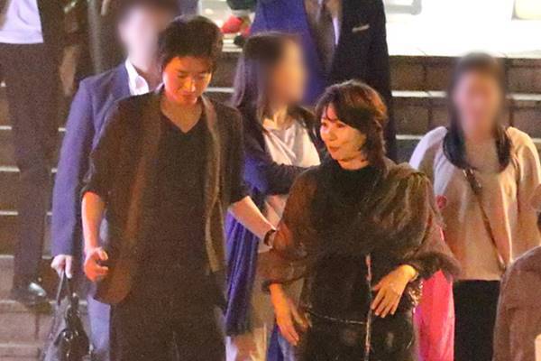 藤原竜也 なぜ出席!?「リバース」打ち上げに来た意外な大物