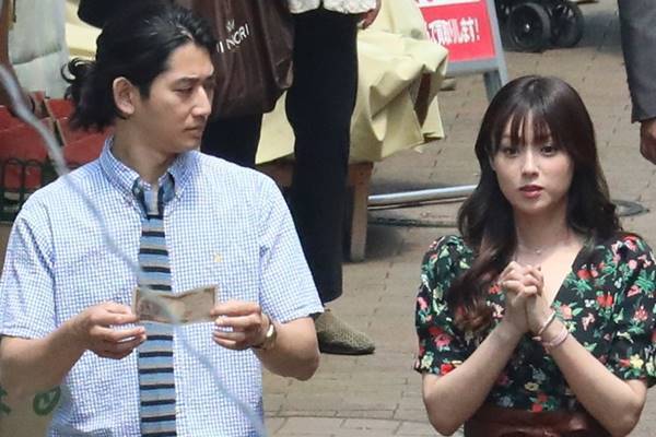 深田恭子 女子人気急上昇の秘訣見せた「ロケ現場での神対応」