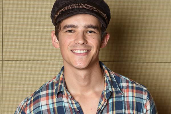 いま女性ファン急増中のブレントン・スウェイツって？