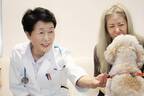 日本初の女性獣医師はいまも「365日開院・夜間急患対応」