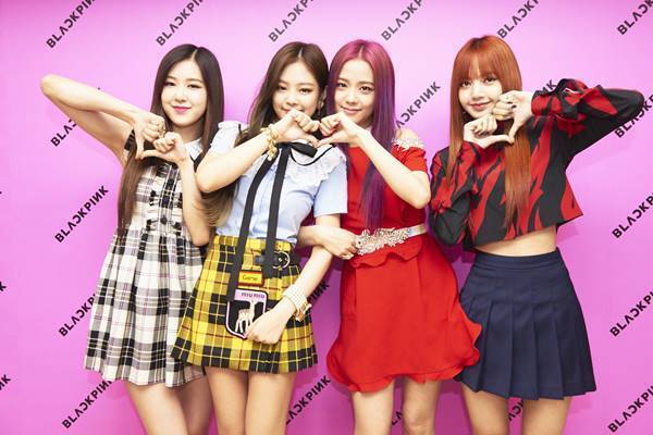 BLACKPINKに武道館1万4千人熱狂！日本活動に意気込みも