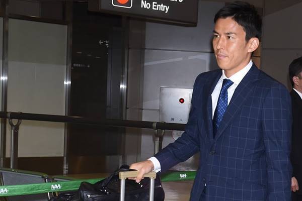 長谷部誠　妻・佐藤ありさ第一子出産を報告、仲間と祝福