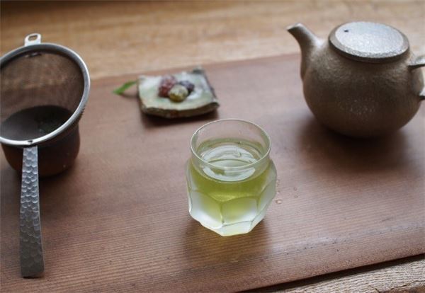 食器でおいしさアップ？人生を変える「器」の魅力