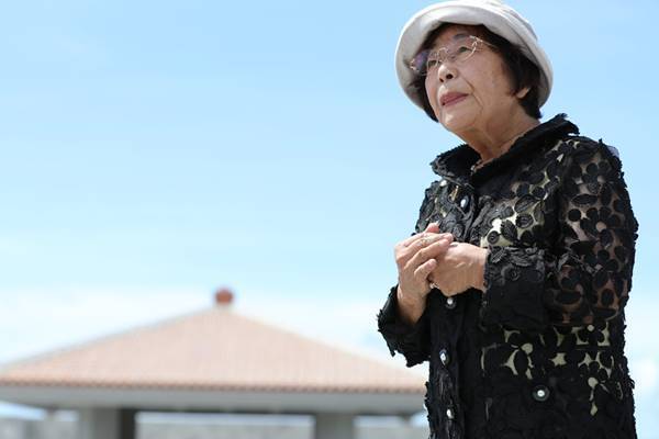 沖縄遺族代表女性、天皇皇后両陛下に4回お会いした思い出