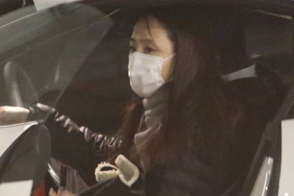 松田聖子　医師夫への献身5年で見えた「念願の教授夫人」の道