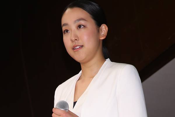 浅田真央　年収4億円も…プロ転向で出演料2倍のバブル到来