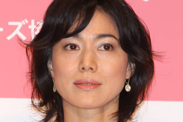 今井美樹　英国移住から10年…「日本に帰りたい」と漏らすワケ