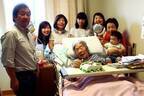 林真理子 101歳で旅立った母への「遠距離介護とみとり」