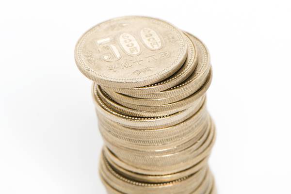 1年間で18万円貯まる！「500円玉貯金」には脳トレ効果も