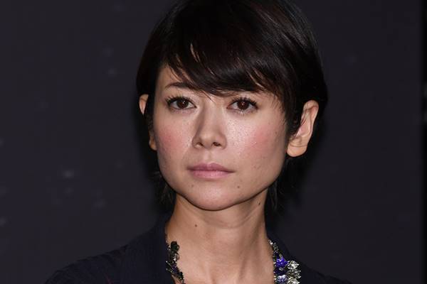 真木よう子　ツイッターアカウントを削除　コミケ騒動が原因か