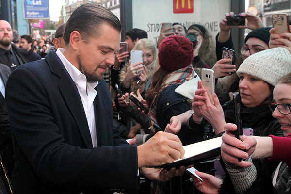 レオナルド・ディカプリオ、ハリケーン被害者に1.1億円寄付