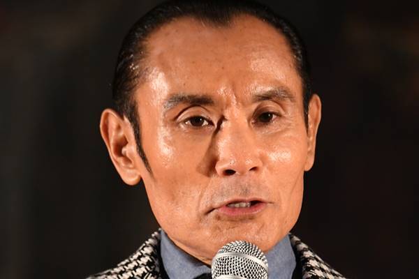 鶴太郎のヨガだけじゃない…妻が離婚考える“夫の迷惑趣味”