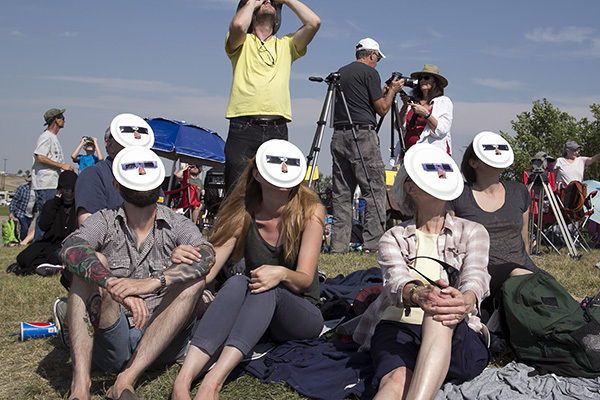 米国人成年の約9割が皆既日食を鑑賞していた - ミシガン大調査