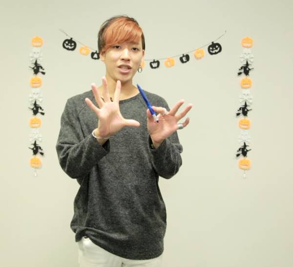 3分で種明かし！手の中のモノが消える仰天ハロウィンマジック