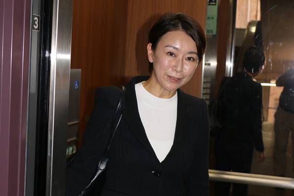 山尾志桜里氏　不倫疑惑出馬の窮地を救った前原誠司氏の寵愛