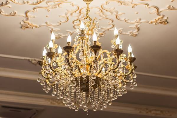 セミナー1回で100万円…SNS駆使する「スピリチュアル詐欺」の手口