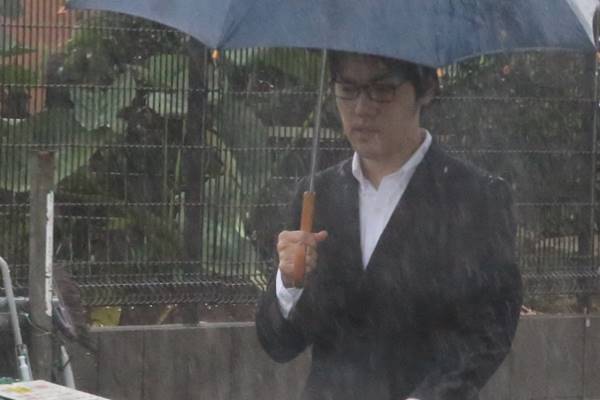 小室圭さん　眞子さま誕生日前日にむかった警備3人厳戒投票