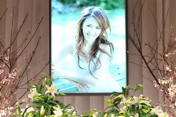 飯島愛さんブログ閉鎖後も続くファン訪問…母語る10年目の今