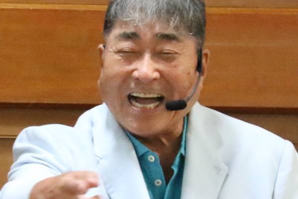 毒蝮三太夫　ももクロに毒舌連発「ゲイバーによくいる顔だな」