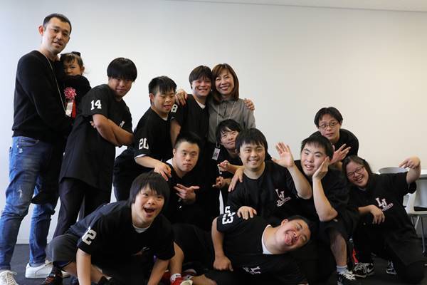 「奈美恵のおかげで今の私がある」“戦友”が辿り着いた現在